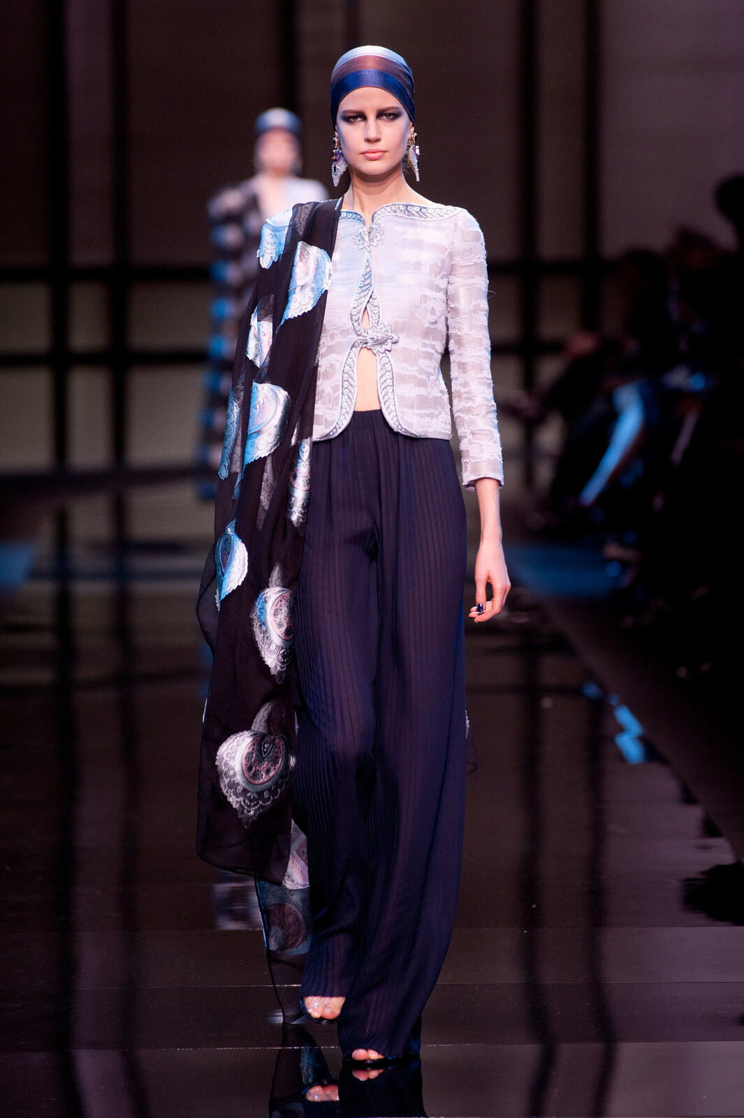 Giorgio-Armani-Priv-Haute-Couture-Spring-2014-01