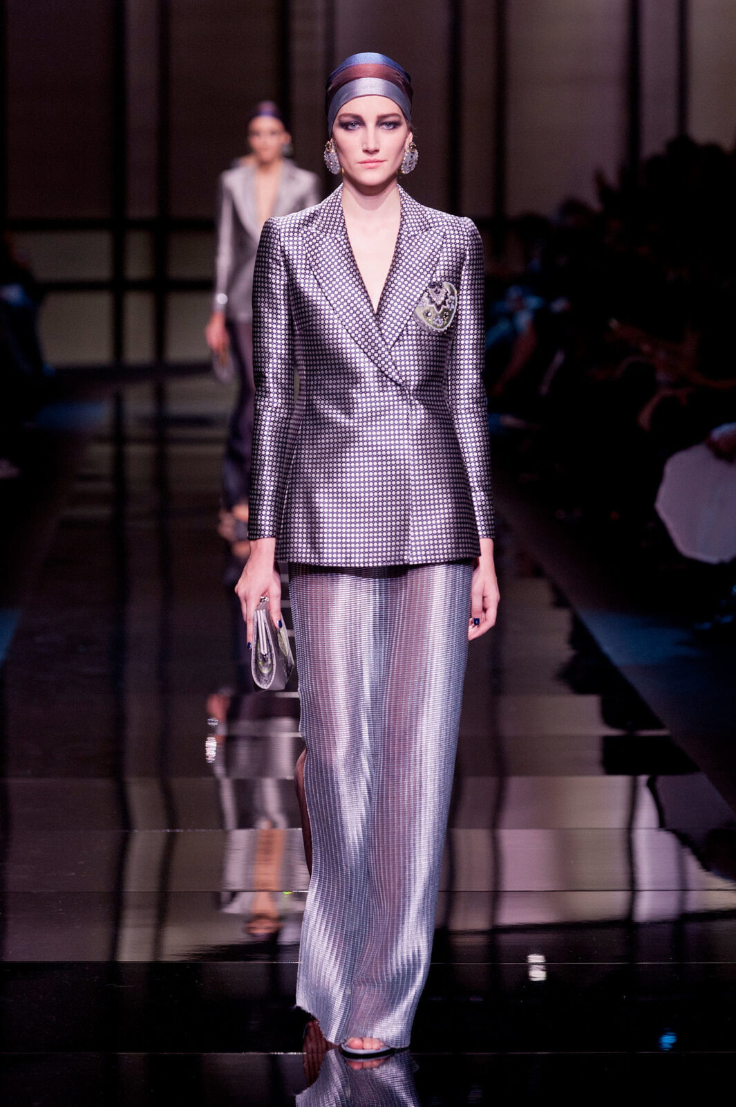 Giorgio-Armani-Priv-Haute-Couture-Spring-2014-05